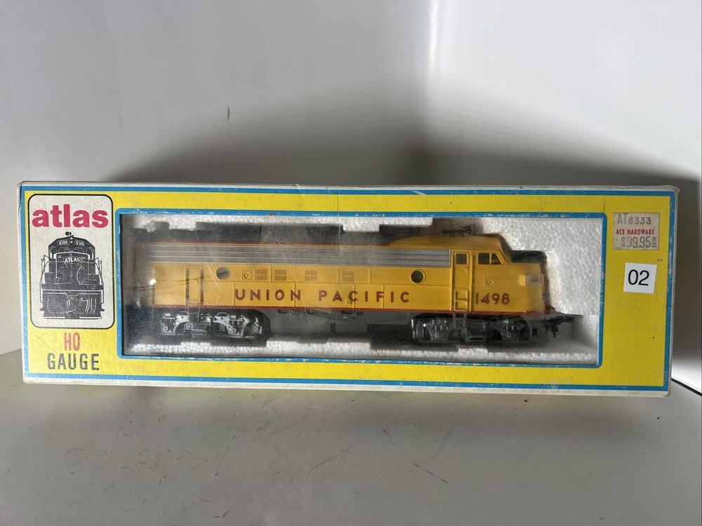 Atlas HO Scale Union Pacific F-9 #1498 C-9 in box