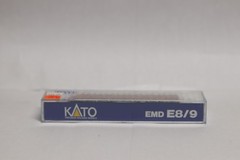 Kato N Scale 176-282 E8/9A Southern Pacific Daylight 6053 NIB