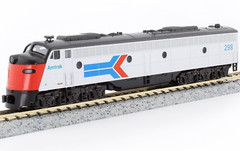 Kato N Scale ~ New 2025 ~ Amtrak E8 Phase 1 #298 ~ DC Version ~ 176-5346