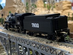 HO Scale 2-6-0 Mogul DC Steam Locomotive Oil Tender Missouri Pacific MP #7800
