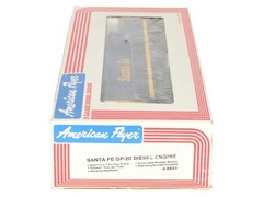 American Flyer 4-8651 S Gauge Santa Fe GP-20 Diesel Engine #8551 EX/Box