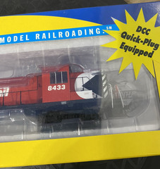 Athearn 94064 Ho CP Rail RS3 Locomotive 8433 DCC Quick Plug Equipped
