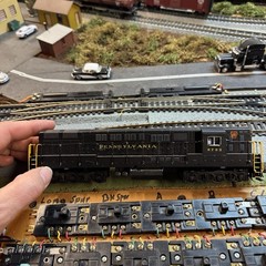 ATHEARN FAIRBANKS MORSE H24-66 PENNSYLVANIA RR HO Train Engine in Box w/ Video