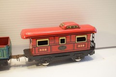 MARX 8995 BOXED TRAIN TRANSFORMER SET LOCOMOTIVE TENDER CABOOSE 5 CARS WORKS