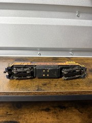 Athearn HO GE U30B Chessie System C&O #2307 Powered – Runs
