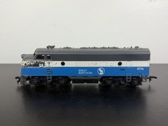 HO Scale Great Northern 377A F-Unit Diesel Locomotive Blue White Gray Vintage