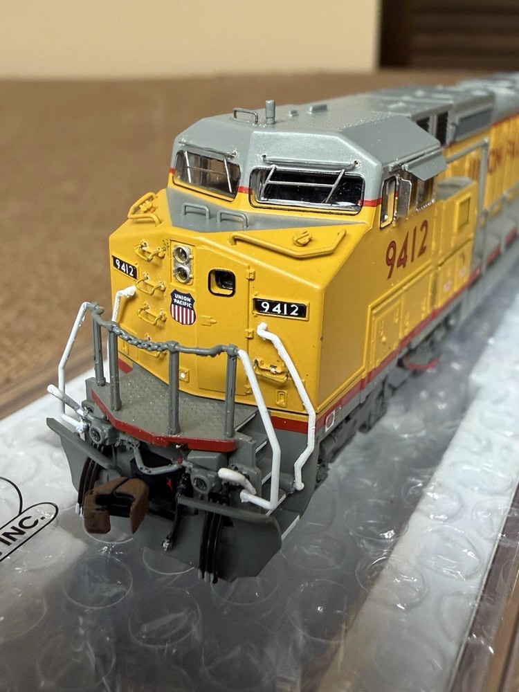 N Scale Atlas Union Pacific C40-8W Super Detailed