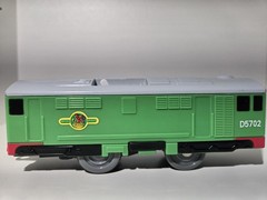 Thomas & Friends Diesel D5702 Motorized Train Engine Green Railway Non Working
