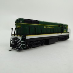 Bachmann Spectrum HO FM H16-44 Southern #2148 Baby Trainmaster Diesel Loco 81218