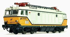 VITRAINS 2248 And 620-02 Original Livery Light Gray/Yellow, Gray Stripe. FNM