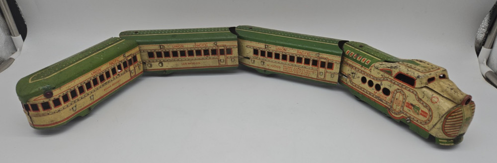 Vintage Marx M10005 Tin Litho Union Pacific Train/Cars O Gauge Item Untested