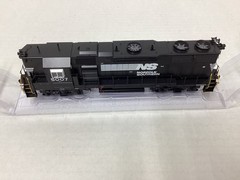 Athearn Genesis #1399 HO scale “NS” GP38-2 Rd. #5007