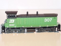 Athearn 3902 Bur Nrthrn SW 1500 Diesel Loco. New Old Stock. Mint Cond. Box. HO