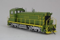 Walthers Proto HO Scale Illinois Terminal ITC SW1200 #1202 DCC and Sound