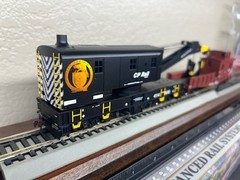CP RAIL / CANADIAN PACIFIC 200 ton ROTATING HD WRECK CRANE w/TENDER HO SCALE NEW