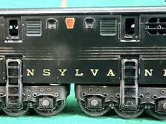 Lionel Postwar O Gauge 2330 Pennsylvania GG-1 Electric Locomotive 1950 Green