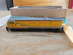 HO ATHEARN 3422 U28C UNION PACIFIC (UP) Road Diesel # 2802 NEW IN BOX
