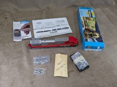 Athearn 4940 BNSF Red & Silver C44-9W Power No. 701
