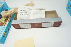 Athearn HO 86′ Missouri Pacific Lines MP 272004 8-Door Hi-Cube Box Car