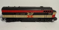 Vintage TEMPO New Haven 370 Diesel Locomotive Train