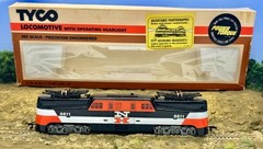Tyco 251-28 GG-1 Electric Locomotive New Haven 6611 HO Scale Power Torque HO VGC