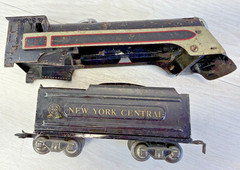 Marx Pressed Steel Streamlined Steam Locomotive # 5 Shell w NYC Tender