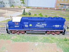 FEC 444 & 446 GP40-2’s ATHEARN 2201 SE 2 UNITS DCC SOUND,FRONT DITCH LITES,KA’s