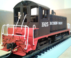 HO SCALE BRASS ORIENTAL LIMITED EMD NW2 SOUTHERN PACIFIC SP #1925