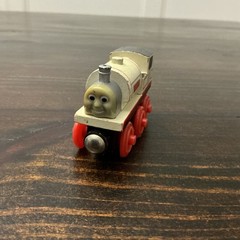 Thomas & Friends Stanley Wooden Railway Engine White Red Magnetic Train Toy