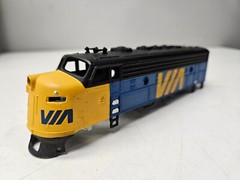 Tyco VIA F7A Diesel Engine Shell Only Blue Yellow Black