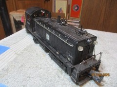 Post War Lionel 623 O Gauge Santa Fe NW-2 Diesel Switcher Tested Runs (85)