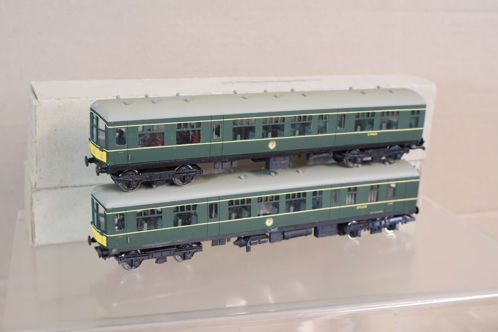 DC KITS DCK KIT BUILT BR DERBY LIGHTWEIGHT CLASS 79 DMU LOCO 2 CAR SET op