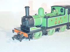 Mainline 37054 LNER Tank Loco. New Old Stock. Mint Cond.2 Rail DC Boxed.OO Scale