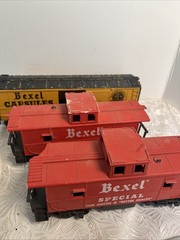 KMT Kusan Auburn Train 2716 ALCO DIESEL LOCOMOTIVE And Carts As-is Not Tested