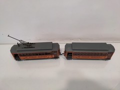 AHM HO Birney Trolley – Public Service #70 Powered (non-functional) and dummy