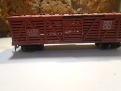 HO SCALE SANTA FE SLIDING DOOR STOCK CAR ATSF 51450, EXCELLENT 5-194-2-5