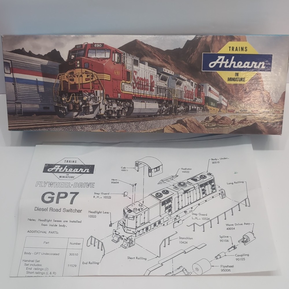 Athearn 3157 GP9 Diesel Locomotive Powered Great Northern #707 New Old Stock
