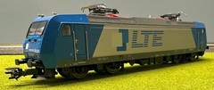 Marklin 36831 HO Analog 3-Rail AC Electric Locomotive LTE185 528-7