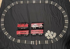 Pre-War Ives/Lionel Wide Gauge Electric Locomotive With Cars And Track Untested
