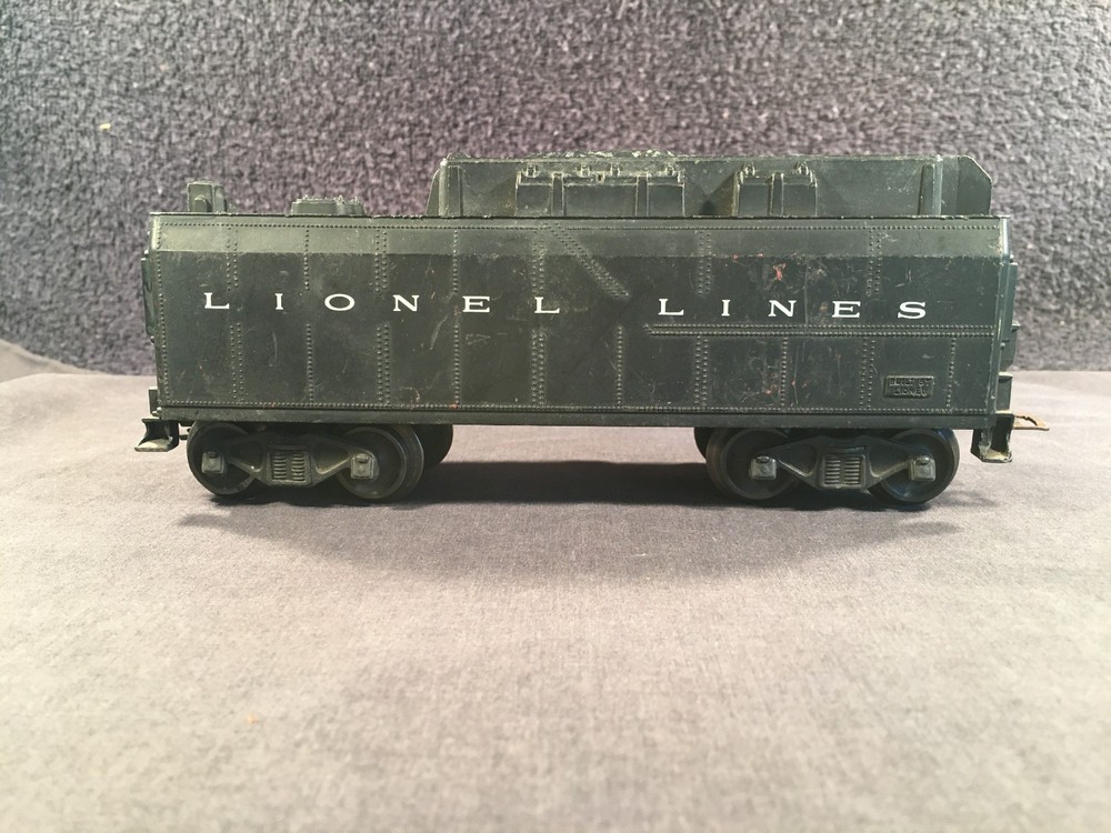 Lionel 6026W Square Design Tender with Working Whistle