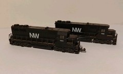 N Scale Kato GP-35 Diesel Locomotive Norfolk & Western NW #1303 Set Of 2