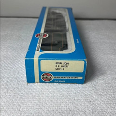AIRFIX Royal Scot British Railways 4-6-0 OO Scale Locomotive 54121-3 (New)