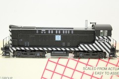 Stewart HO ATSF Santa Fe Baldwin VO1000 Diesel Locomotive #2214 DCC Ready LED