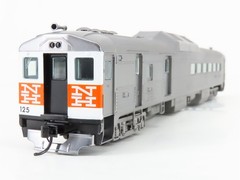 HO Scale Proto 1000 920-35351 NH New Haven RDC-3 Diesel Railcar #125