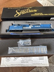 Bachmann Spectrum 86009 HO GE DASH 8-40CW Diesel Locomotive CONRAIL #6062 New