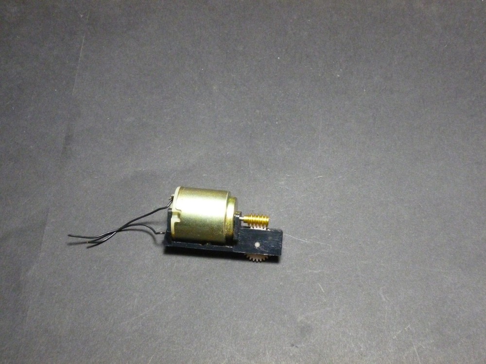 HO playart steam locomotive 2-6-0 motor