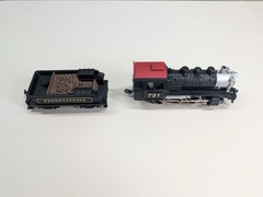 Model Power 6721 HO Scale 2-6-0 Steam Locomotive PRR #721 Runs Great! DC READ