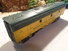 HO SCALE CHICAGO AND NORTH WESTERN DUMMY DIESEL B UNIT 5-108-1-5