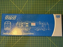 Dapol OO British Rail Class 22 Diesel Locomotive D6325 Analog DC Green/Grey
