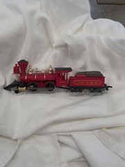 #5703 Bowker V. & T. R. R. Red Model Train Locomotive and Tender. *WORKING*